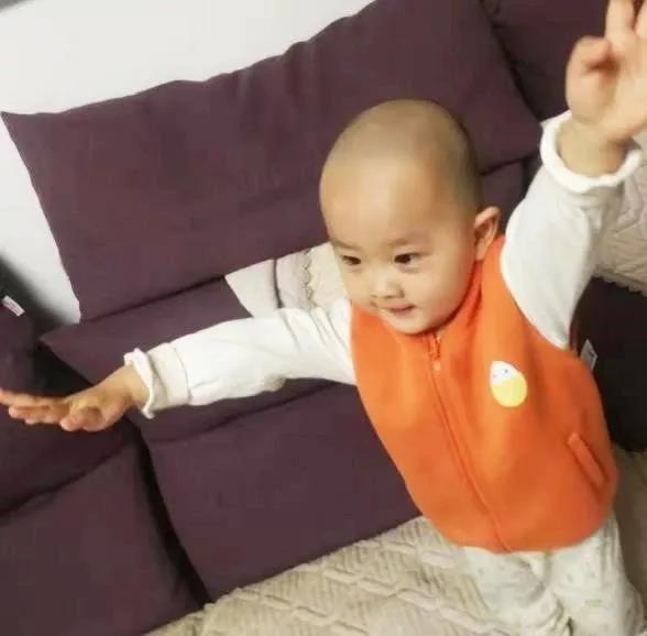 【戰(zhàn)“疫”日記】媽媽，請抱抱我！