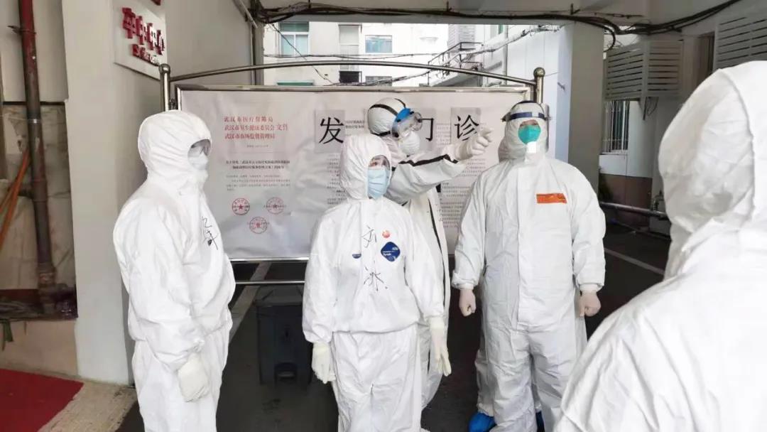 戰(zhàn)斗依然繼續(xù)，不容絲毫懈怠——記西安國際醫(yī)學中心醫(yī)院感控部主任劉冰