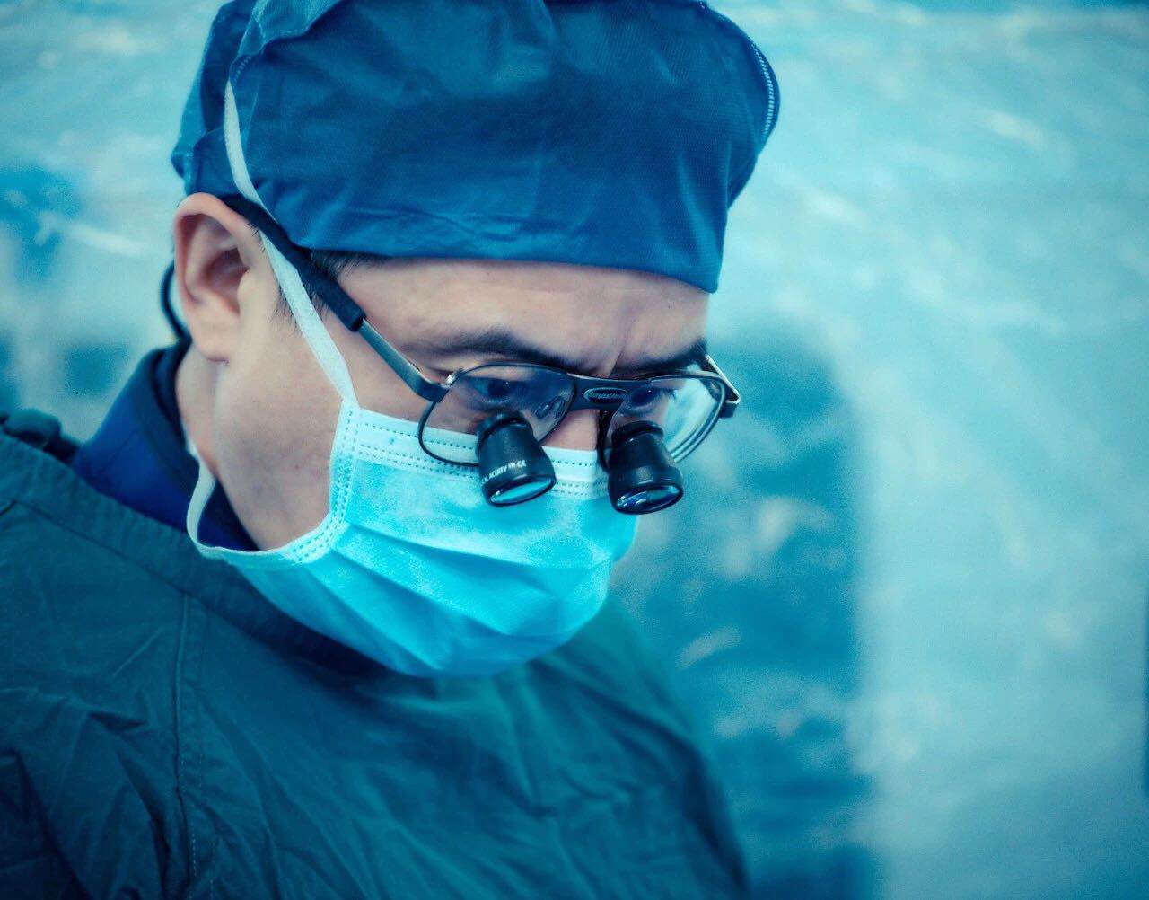 微創(chuàng)！微創(chuàng)！我院第一例經(jīng)導管主動脈瓣膜植入術成功