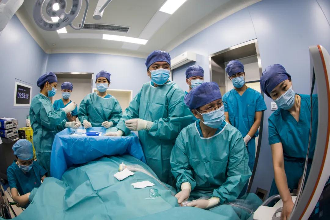 健康時(shí)報(bào)—針尖上的黑科技來了！以針代刀“燒烤”惡性腫瘤組織