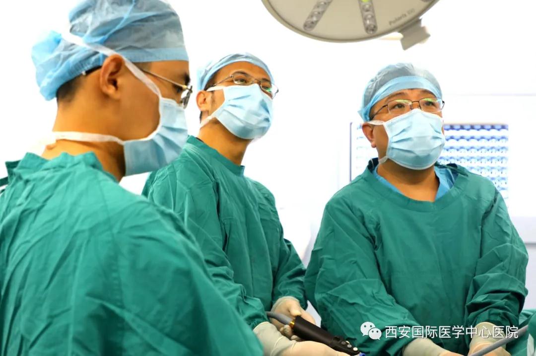 19年了，手上“汗流成河”！兩個(gè)小切口就治好這個(gè)“怪病”