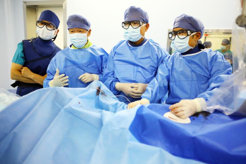 三秦網(wǎng)—別緊張啊，有我們在你放心吧！