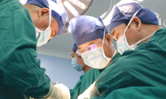 華商云健康—世界首例！我院骨科完成高難度、高科技3D打印可動人工頸椎-椎間盤復合體植入術(shù)