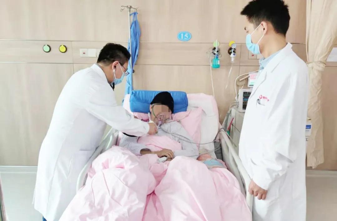 這個(gè)冬天，在這里有一群人溫暖著我