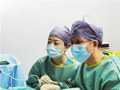 大醫(yī)之術(shù)④｜針尖上的絕絕子：甲狀腺手術(shù)無痕？這項黑科技值得關(guān)注……