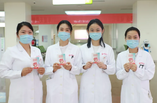 傳遞愛心 拯救生命——我院舉行“服務(wù)十四運(yùn)，健康我的城”無(wú)償獻(xiàn)血活動(dòng)