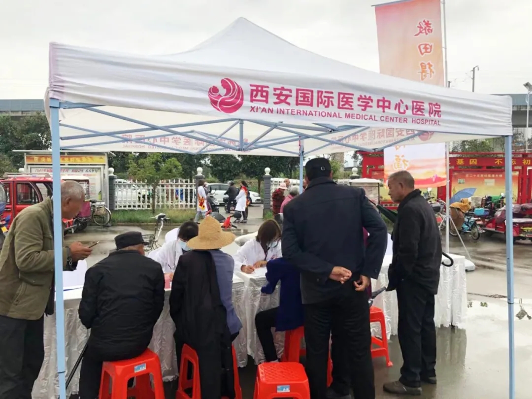 重陽(yáng)敬老——我院組織多場(chǎng)社區(qū)義診關(guān)愛老人健康