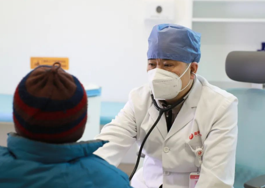 勇者無(wú)畏，他們執(zhí)一份堅(jiān)守與擔(dān)當(dāng)