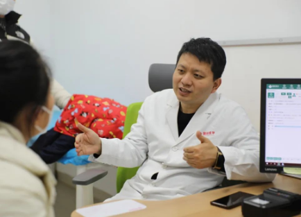 腦癱偏癱患者福音！我院“腦癱偏癱完美梯度療法診療”門診開診