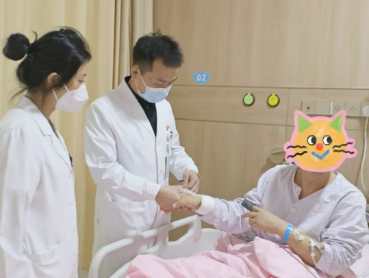 造影劑過(guò)敏？無(wú)“劑”可施，醫(yī)生出“聲”顯“影”打通患者閉塞的血管