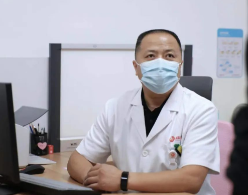 真功夫！一把“隱形手術(shù)刀”切除顱內(nèi)腫瘤