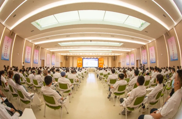 院士講堂 精彩紛呈！中國(guó)科學(xué)院竇科峰院士講授器官移植發(fā)展現(xiàn)狀