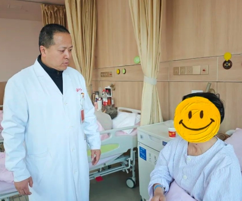 視力模糊、頭暈頭痛？專家：這項(xiàng)顱內(nèi)腫瘤檢查必不可少