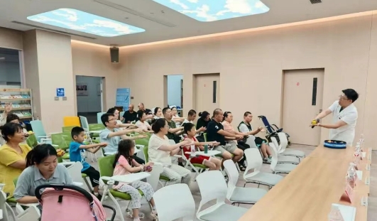 愛在音符中流淌，希望在指尖處傳遞——直擊腦癱多學(xué)科義診現(xiàn)場(chǎng)