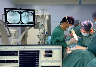 74歲老人命懸「生命中樞」！從“等死算了”到“我有救了”…