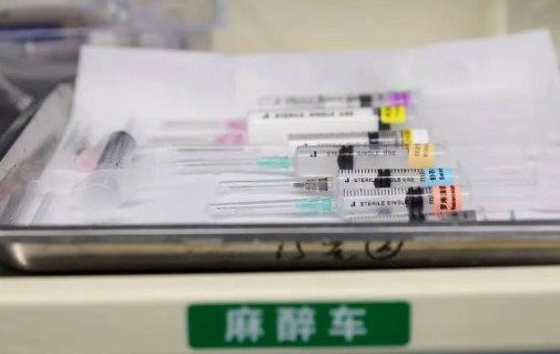 心梗6天+粉碎骨折！教科書上的“禁區(qū)”，他們硬是闖過來了…